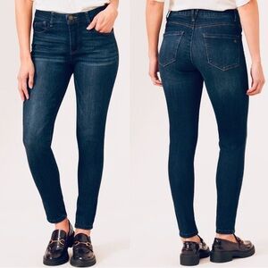 Democracy Women's Skinny Jeans in Dark Indigo